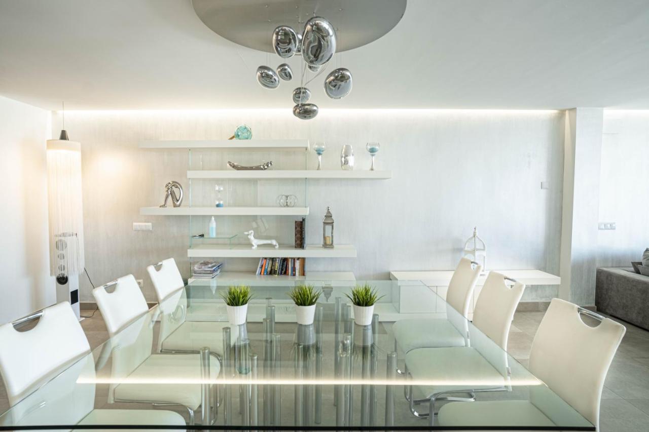Grand Terrace Apartment In Puerto De Alcudia Luaran gambar