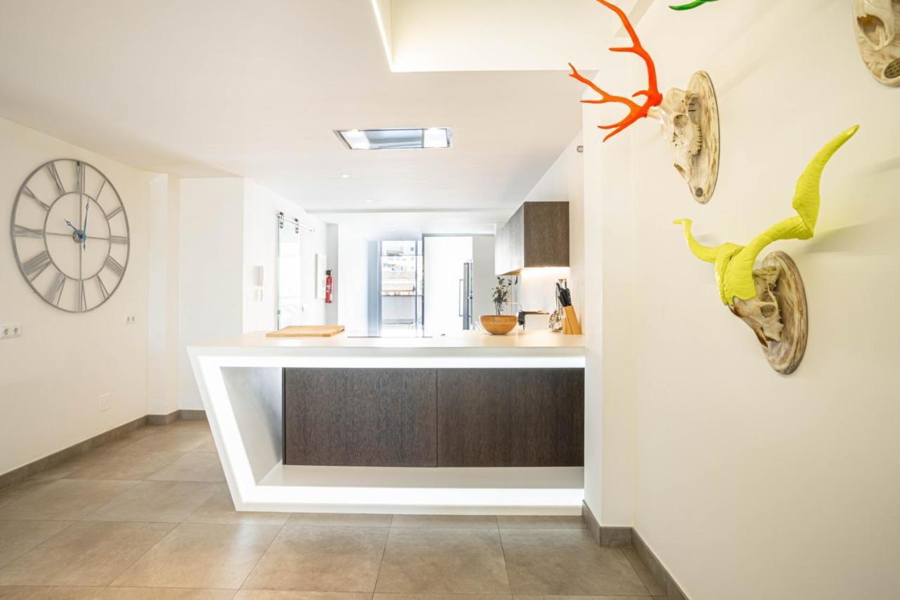Grand Terrace Apartment In Puerto De Alcudia Luaran gambar