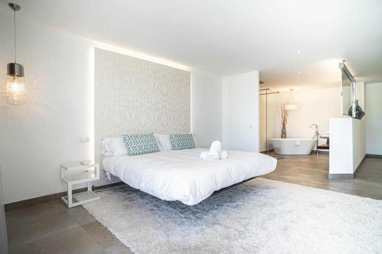 Grand Terrace Apartment In Puerto De Alcudia Luaran gambar